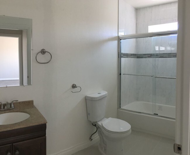 Foto del edificio - 10420 S Figueroa St