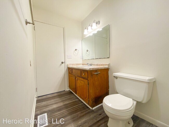 Foto del edificio - 2 br, 1 bath House - 143 Caz Lane