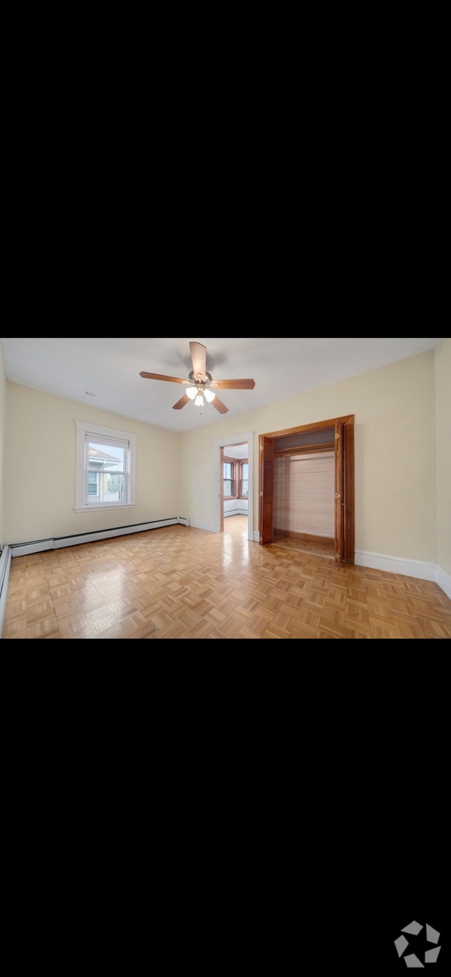 Building Photo - 141 Hillsdale Rd