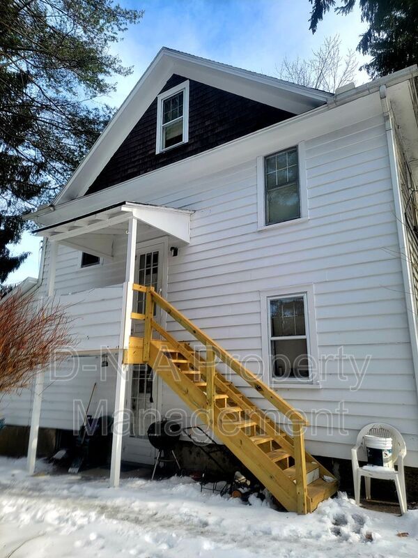 169 Tanite Rd Unit 201, Stroudsburg, PA 18360 Condo for Rent in Stroudsburg, PA