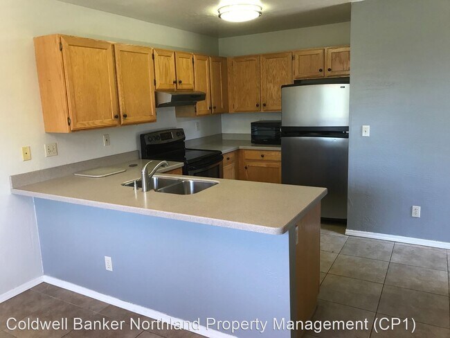 Foto del edificio - 3 br, 2.5 bath House - 835 N Pine Cliff Dr