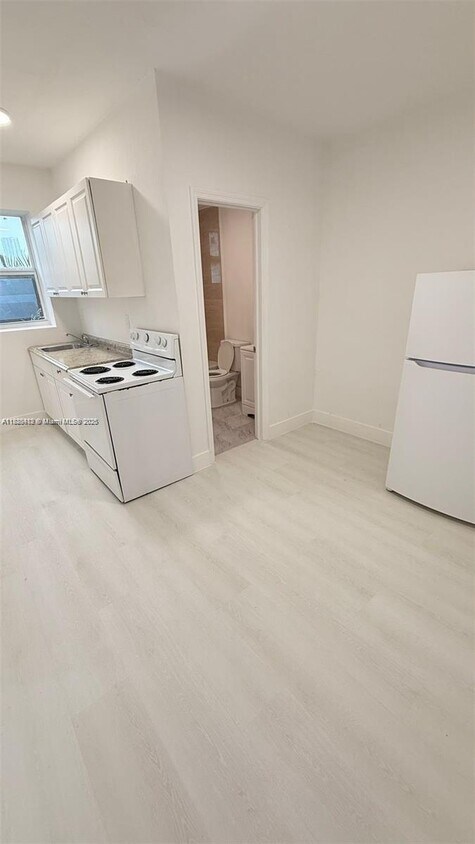 Foto principal - 871 SW 3rd St
