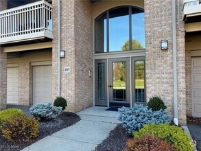 Building Photo - 3800 Rosemont Blvd