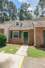Building Photo - 2388 Parrot Ln
