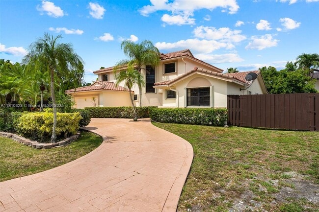 Building Photo - 4650 SW 155th Pl