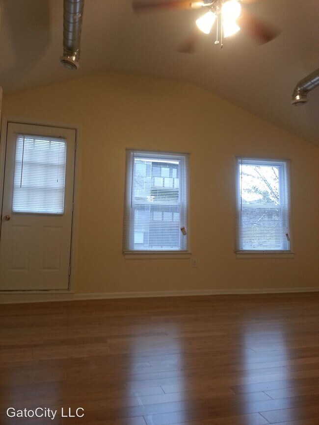 Foto del edificio - 1602 N Jackson St