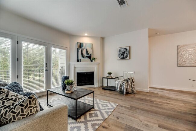 Foto del edificio - 4104 Cole Ave