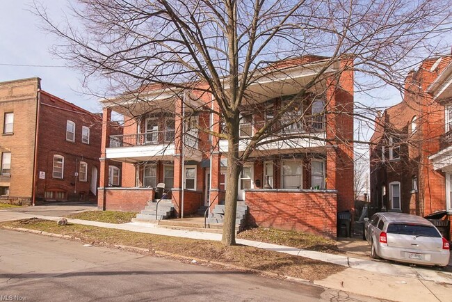 Building Photo - 1388 W 91st St