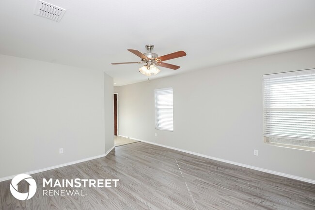 Building Photo - 9013 Sun Haven Way