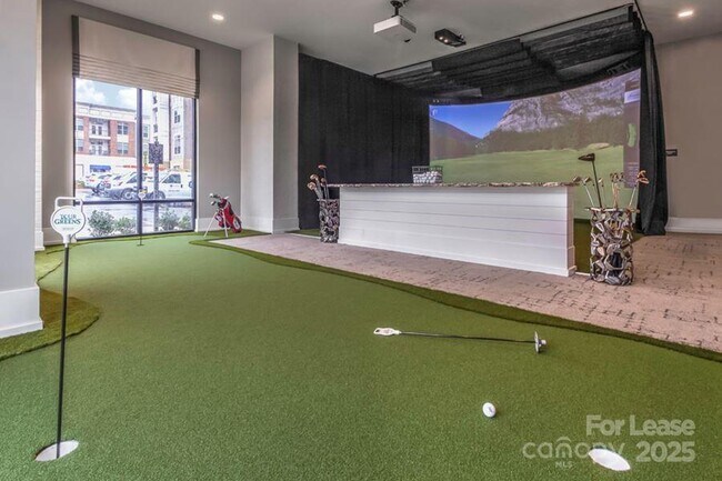 Foto del edificio - 7420 N Rea Pk Ln