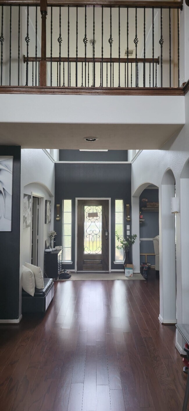 Foto del edificio - 8153 Tranquil Lake Way