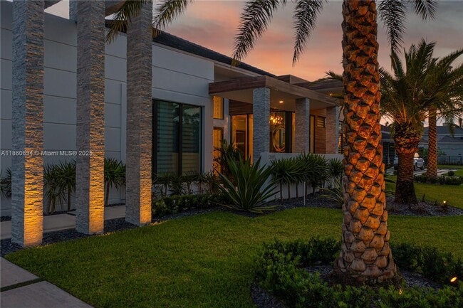 Building Photo - 12680 Park Terr