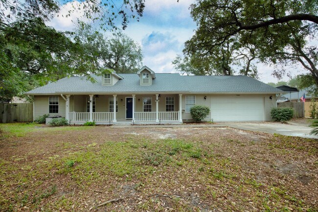 Building Photo - 6880 Andalusian Ct