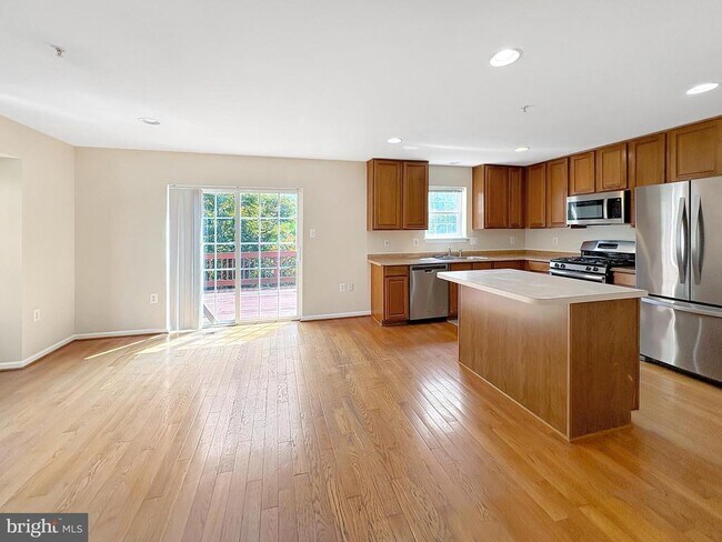 Building Photo - 4709 Ashforth Way