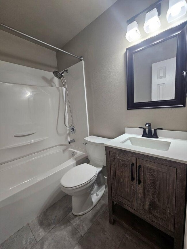 Building Photo - 5 bedroom in Billings MT 59102
