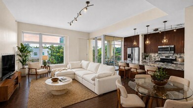 Building Photo - 6701 Biscayne Blvd