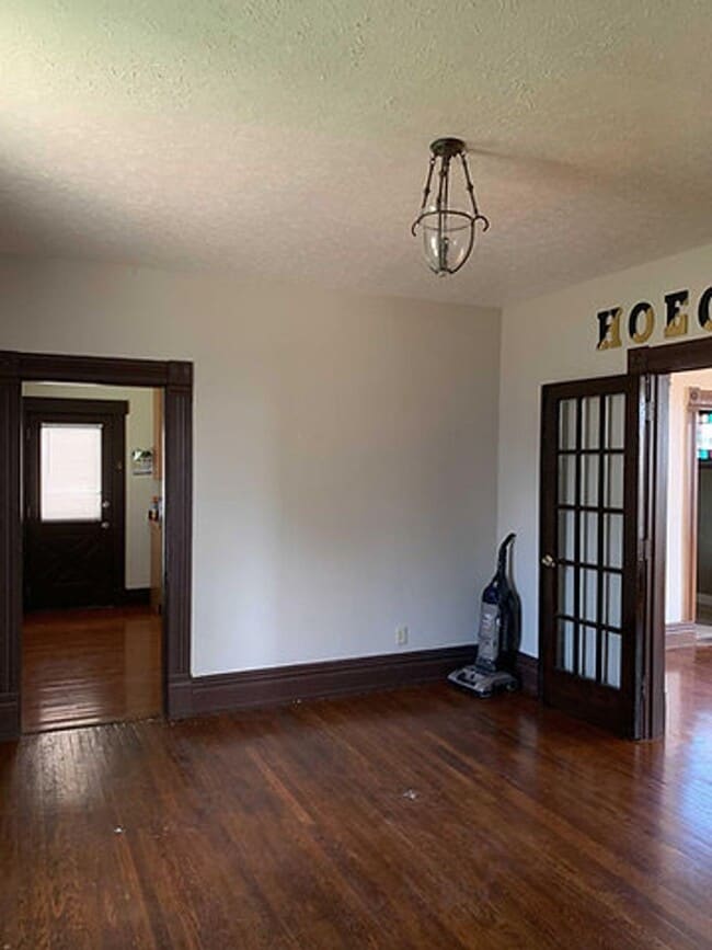 Photo - 223 S College Ave Apartment