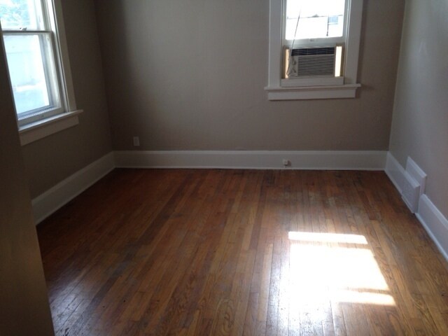 Building Photo - 1130 Krug Park Place
