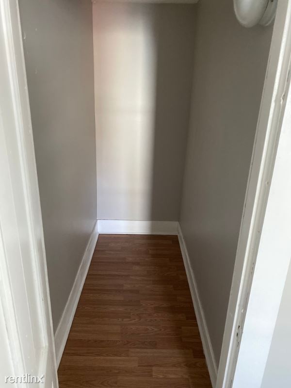 Foto del edificio - 103 Pleasant St