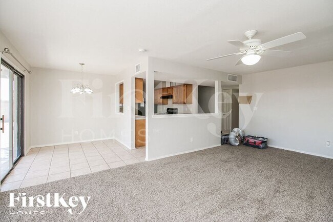 Foto del edificio - 2801 N 68th St