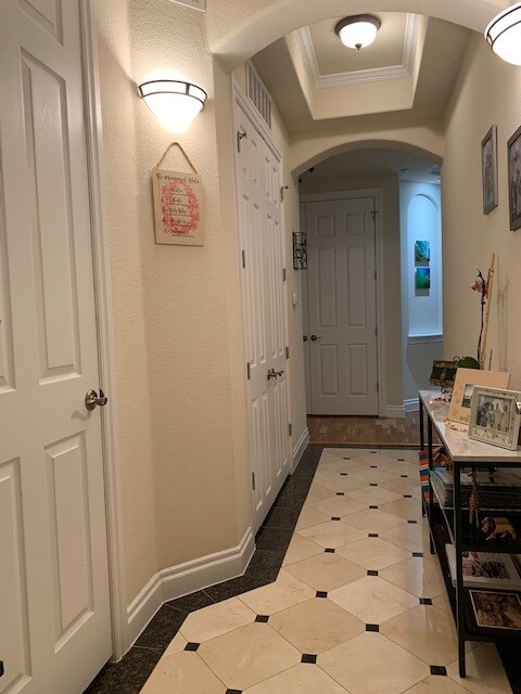 Entry Way - 40 Madison St