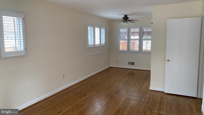 Foto del edificio - 1212 Wilkes St