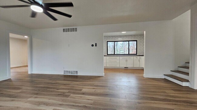 Foto del edificio - 2002 Woodlea Dr