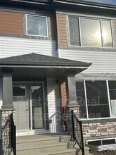 Building Photo - 9641 Colak Link SW