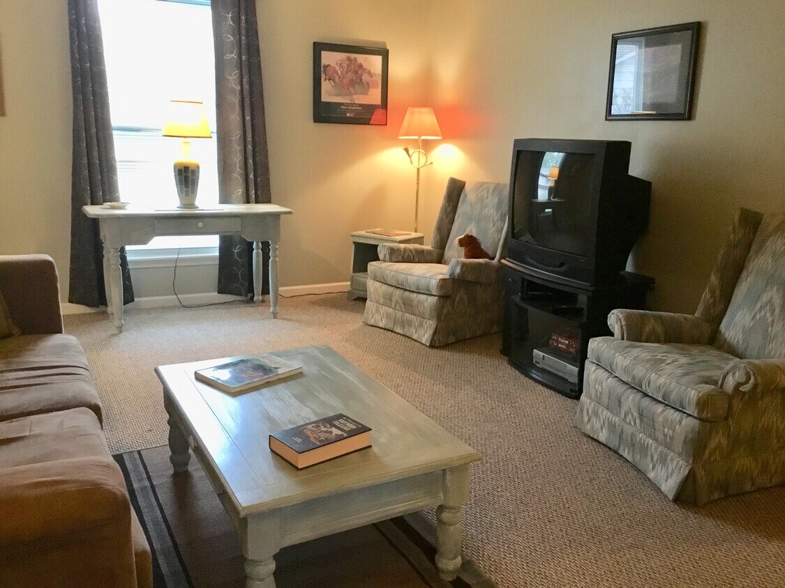 1020 Carriage Dr, Aiken, SC 29803 Condo for Rent in Aiken, SC