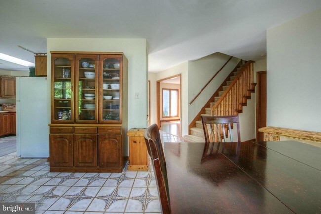 Building Photo - 5701 Partlow Rd