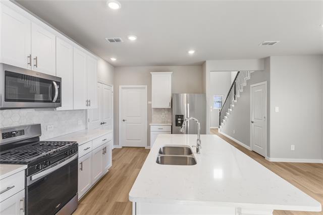 Foto del edificio - 510 Clover Crk Dr