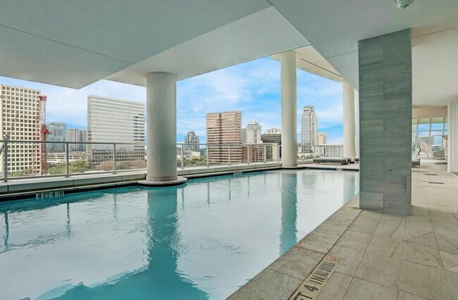 Foto del edificio - 4521 San Felipe St