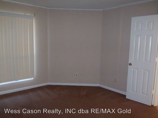 Building Photo - 8135 Cedar Glen Dr