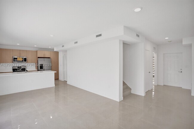 Foto del edificio - 1135 NW 1st St