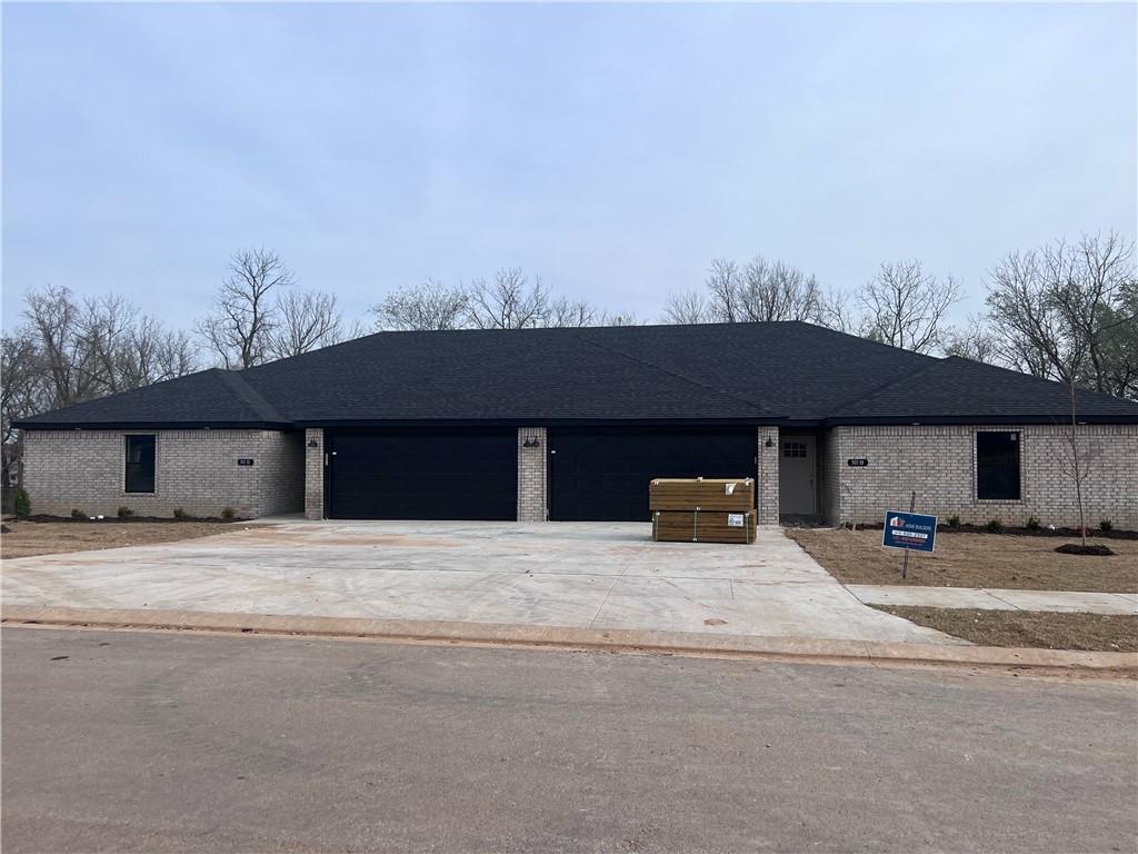 301 Tricha, Gravette, AR 72736 Townhome Rentals in Gravette AR