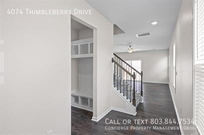 Foto del edificio - 4074 Thimbleberry Dr