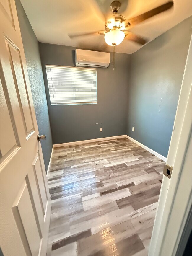 Foto del edificio - 1015 4th St