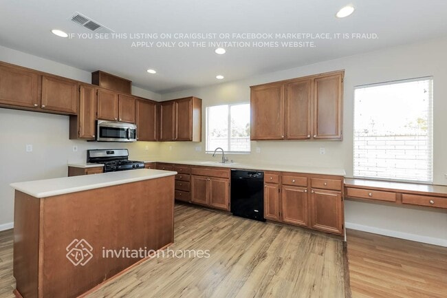 Building Photo - 34693 Yarrow Ct