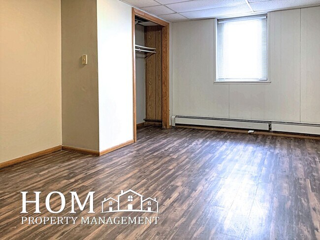 Foto del edificio - 306 James Ave