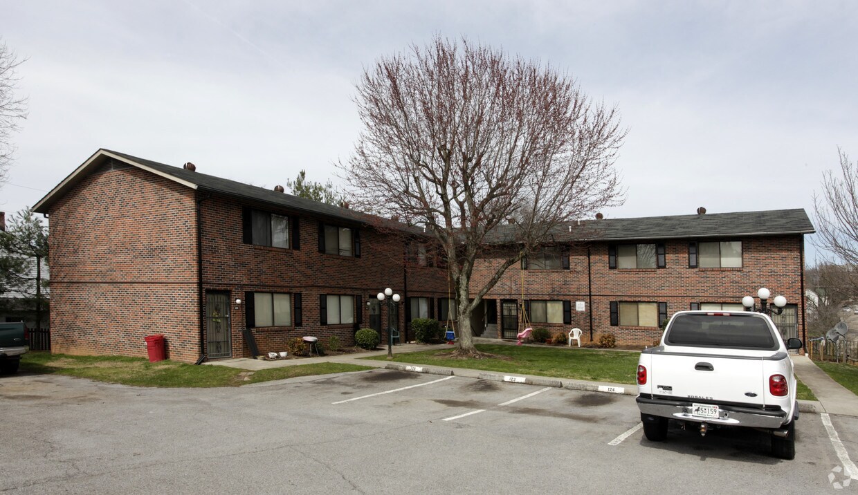 1437 S Ave, Jefferson City, TN 37760 Apartments in Jefferson