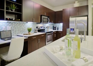 Pearl Midtown photo'