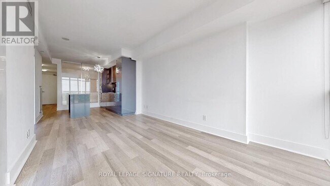 Photo du bâtiment - 32 Davenport Rd