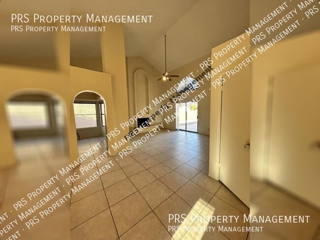 Building Photo - Single Story Phoenix Home Available Februa...