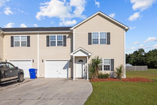 Foto del edificio - 216 Smallwood Rd