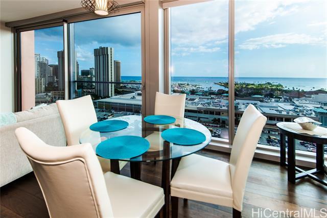 Building Photo - 1555 Kapiolani Blvd
