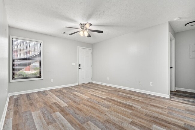 Photo - dh449-D27 Apartment