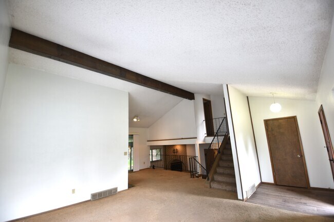 Foto del edificio - 2643 Sherwood Cir