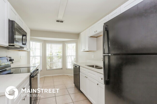 Foto del edificio - 3945 37th St Ct W