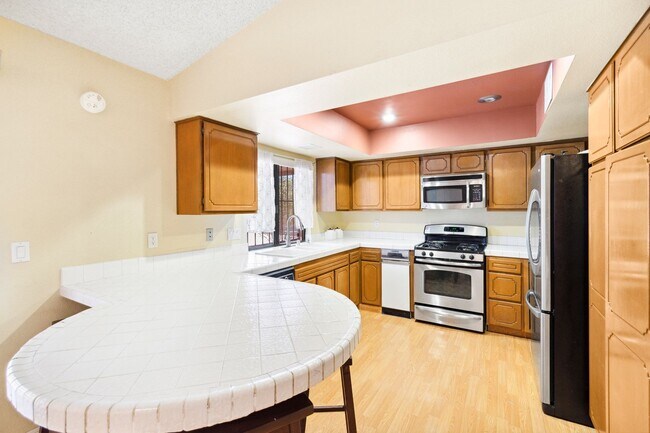 Foto del edificio - SINGLE FAMILY 3 BED 2 BATH HOUSE AT VILLA ...