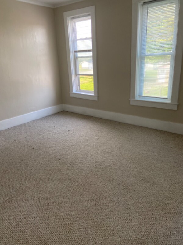 Building Photo - 703 E Water St